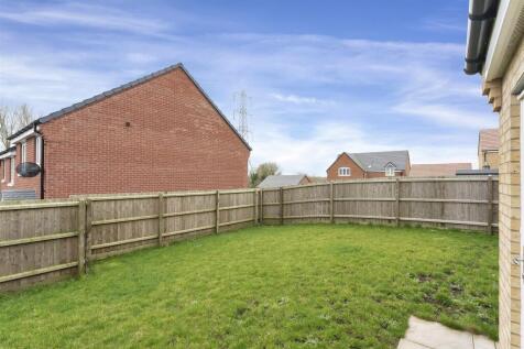 23 Moncrief Drive PH-7.jpg