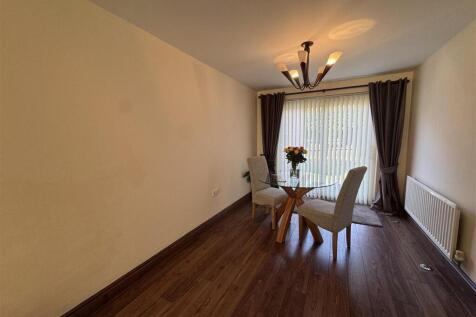 Dining Lounge