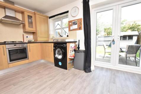 KITCHEN DINING ROOM