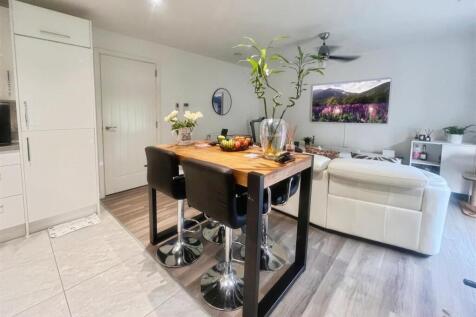 Lounge/kitchen