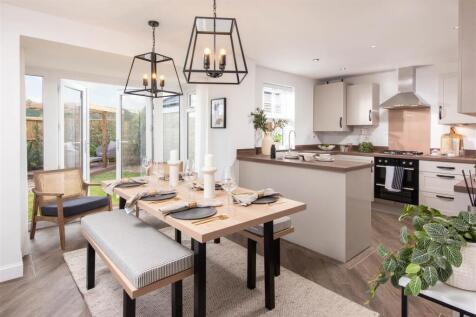 Kitchen / Dining