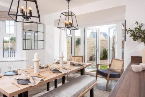 Kitchen / Dining
