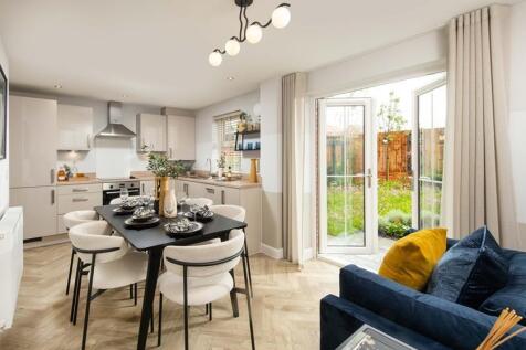 Kitchen / Family / Dining