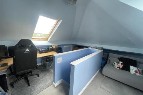 loft room.jpg