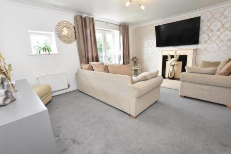 Lounge Dining Room