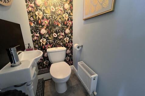 WC/cloaks