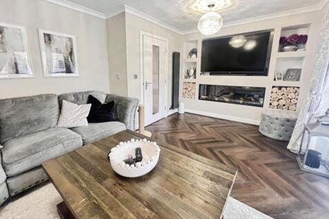 pbox-living_room-326755.JPG