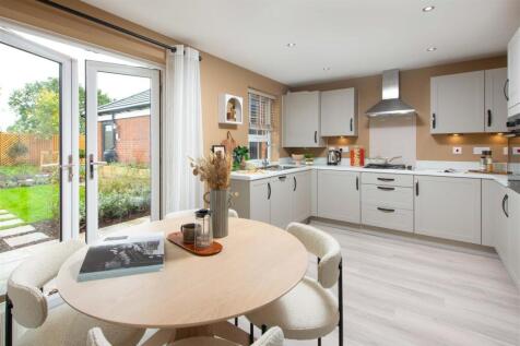 Kitchen / Dining