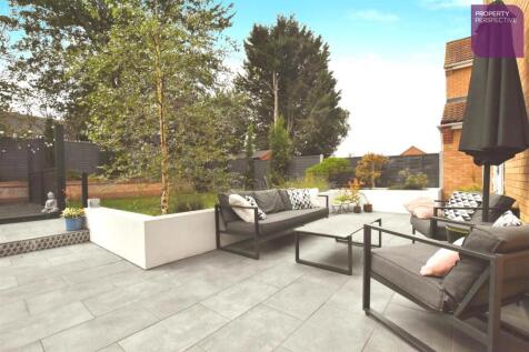 REAR GARDENS