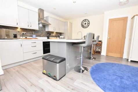 OPEN PLAN  KITCHEN DINING ROOM