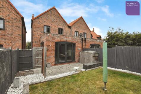 REAR GARDENS