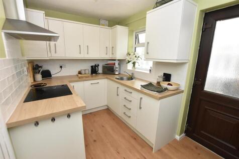 KITCHEN DINING ROOM