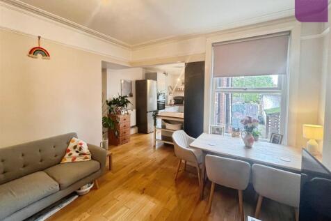 Dining Room (Open plan)
