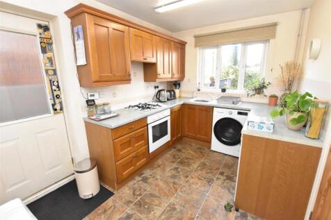 KITCHEN BREAKFAST ROOM