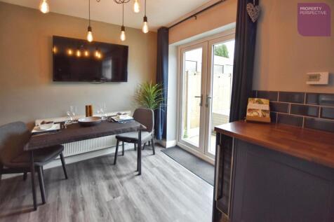 73e9ff32-Dining 20area 20new.jpg