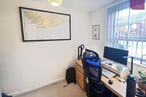 Bedroom Four / Study