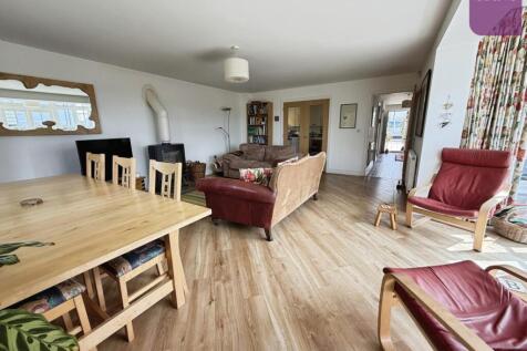 Family Room.JPG