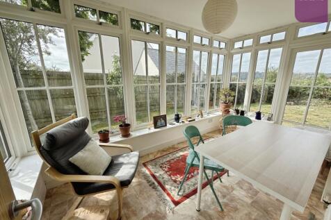 8 Conservatory.JPG