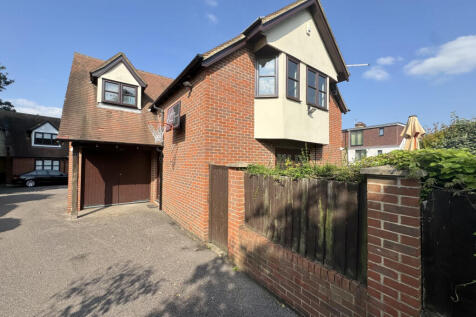 3 Bedroom Detached for SALE