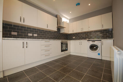 3-bedroom ground floor apartment to rent!
