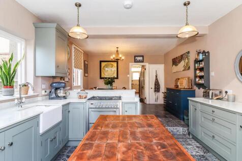 KITCHEN VIEW
