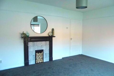 53 Lushes Lounge