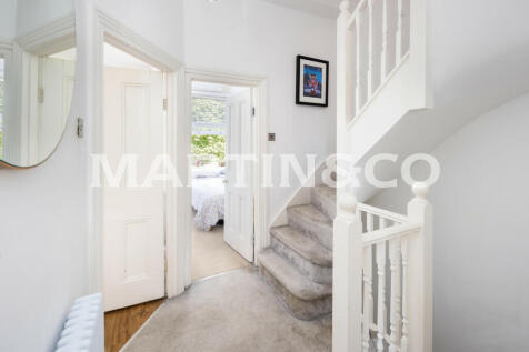 9_Hallway