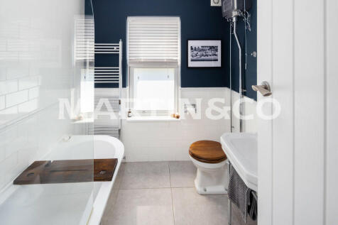 3_Bathroom