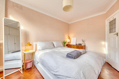 Bedroom1b