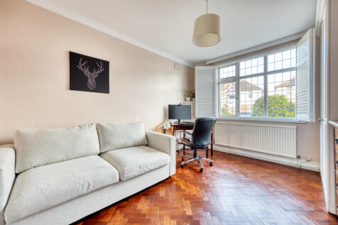 Bedroom2a