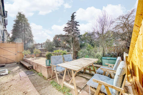 Upper Garden2