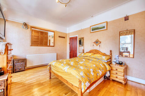Bedroom1b