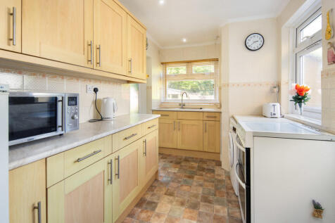 21_Kitchen