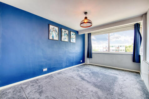 Bedroom 1a