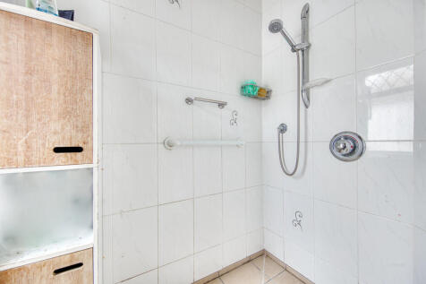 Shower 1a