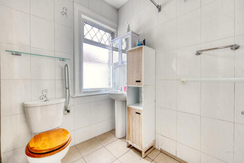Shower 1b