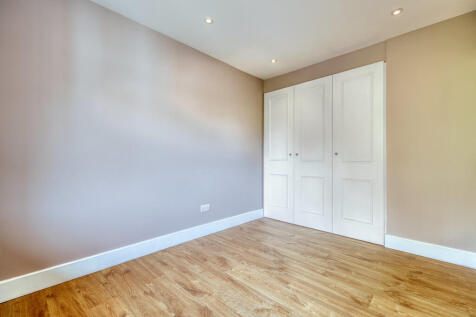 Bedroom 1b