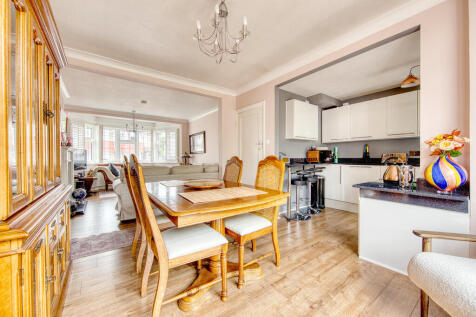 Dining room 1