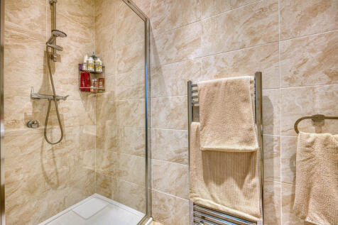 Ensuite 2