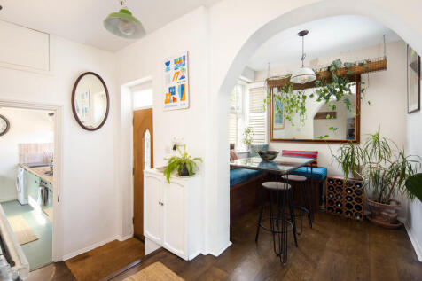 9_Dining Area