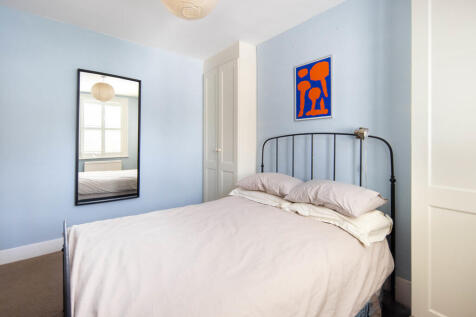 5_Bedroom 1