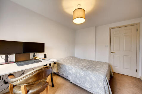 Bedroom1b