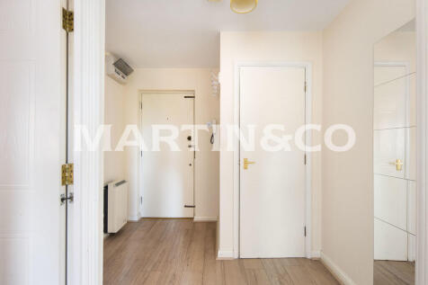 6_Hallway