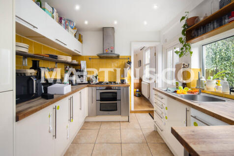 16_Kitchen