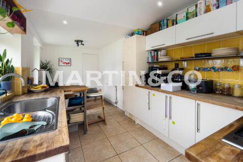 14_Kitchen