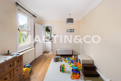 13_Playroom