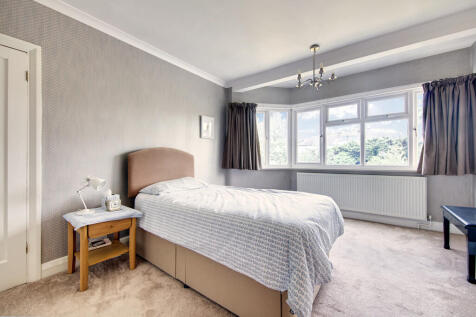 Bedroom 2a