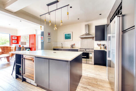 Kitchen 4