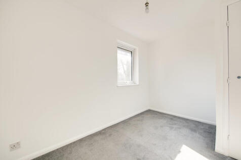 bedroom 2a