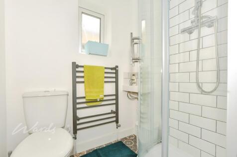Hatfeild shower r...